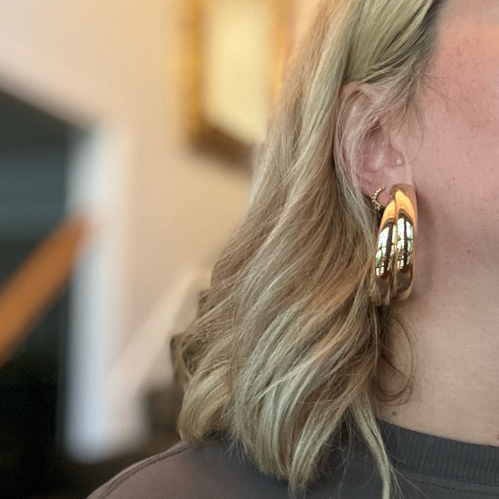 Large gold hoops
